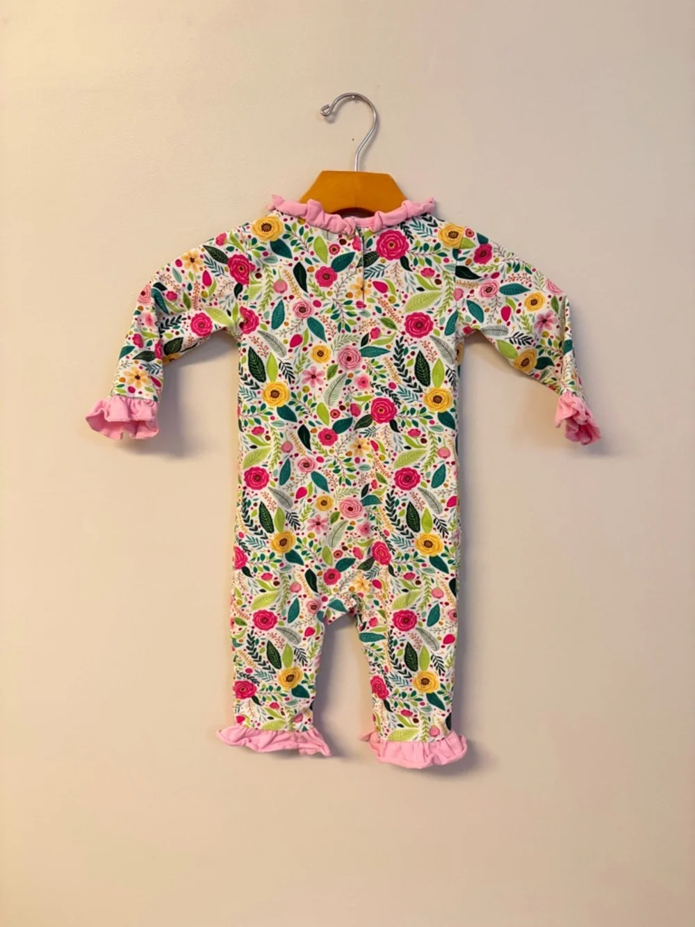Stitchy Fish Floral Ruffle-Trim Baby One-Piece stretchy 18M romper